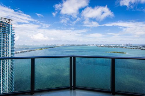 apt-4203-460 Ne 28th St, Miami, FL, 33137-5090 | Card Image