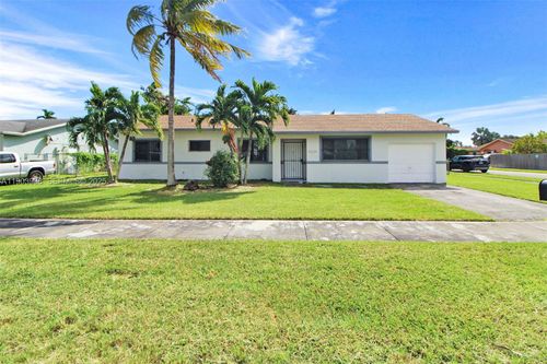 13224 Sw 253rd Ter, Homestead, FL, 33032-5687 | Card Image