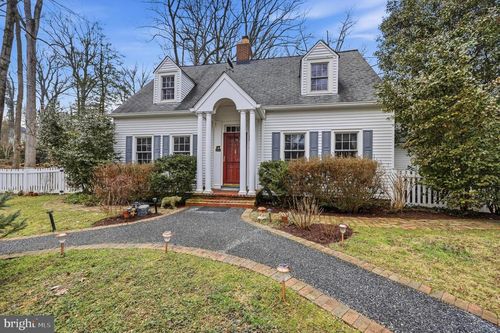 4701 Argyle Ave, GARRETT PARK, MD, 20896-1535 | Card Image