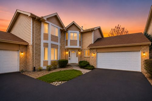 7746 Northfield Ln, Tinley Park, IL, 60487-3119 | Card Image