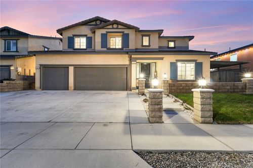 11264 Conner Cir, Jurupa Valley, CA, 91752-5055 | Card Image