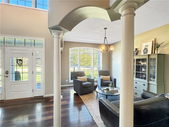 23 Stonegate Dr, House other with 5 bedrooms, 3 bathrooms and null parking in Charleston IL | Image 5