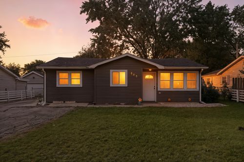 515 Auburn Ln, Crete, IL, 60417-4439 | Card Image