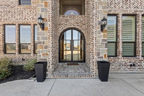 105 Shawnee Trl, Pottsboro, TX, 75076-3168 | Card Image