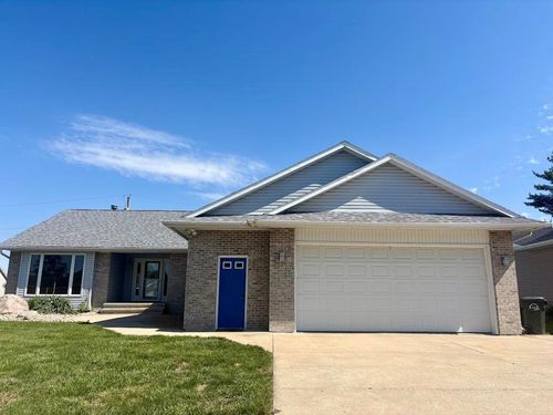 3010 21st Ave N, Fort Dodge, IA, 50501 | Card Image