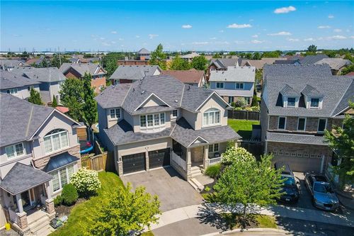 1533 Morse Pl, Milton, ON, L9T5V5 | Card Image
