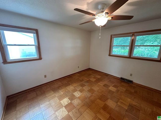 1215 3 Rd Ave Sw, House other with 2 bedrooms, 2 bathrooms and null parking in Le Mars IA | Image 14