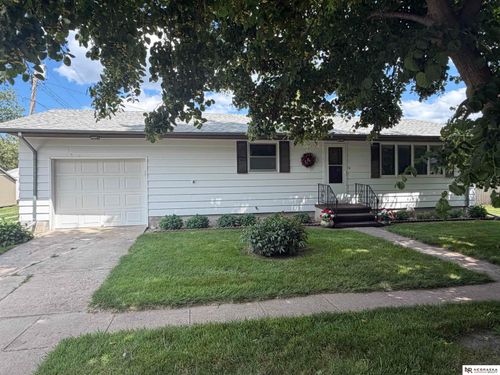109 N 11th Street, Tekamah, NE, 68061 | Card Image
