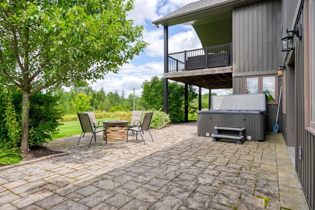 2300 Victoria Rd, House other with 4 bedrooms, 4 bathrooms and 10 parking in Carrying Place ON | Image 34