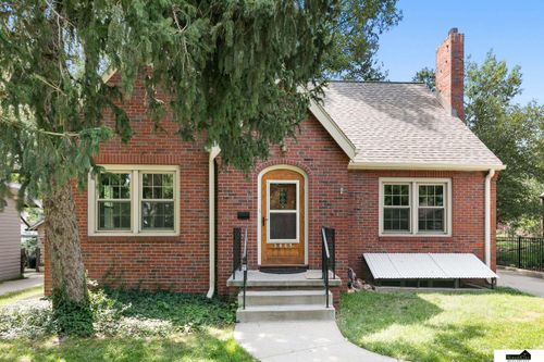 3405 M St, Lincoln, NE, 68510-1518 | Card Image