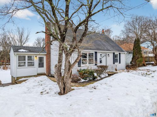 111 Whipple Ave, Norwich, CT, 06360-6125 | Card Image