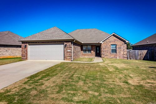 1008 Parham Dr, Jacksonville, AR, 72076-6088 | Card Image