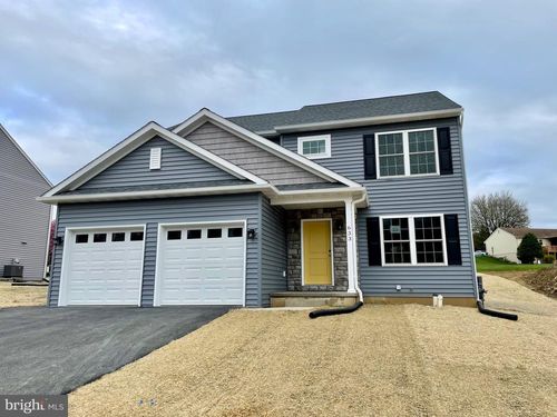 331 W Fritz Ave, QUARRYVILLE, PA, 17566-1311 | Card Image