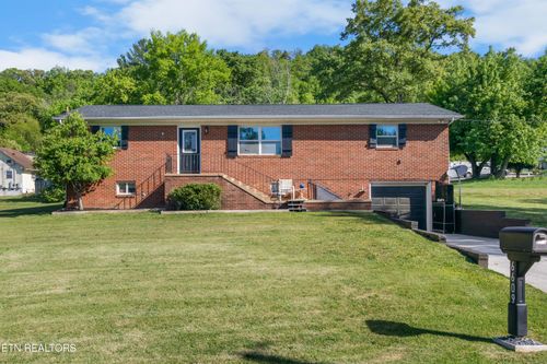 6609 Langston Dr, Knoxville, TN, 37918-5032 | Card Image