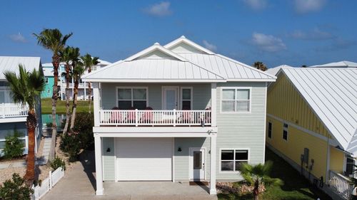 172 Five Dove Cir, Port Aransas, TX, 78373-4972 | Card Image