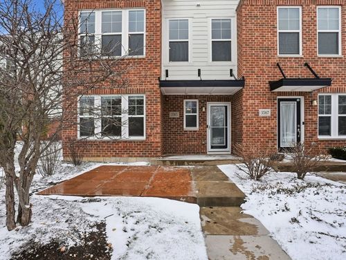 3565 Mulligan Dr, Woodridge, IL, 60517-3988 | Card Image