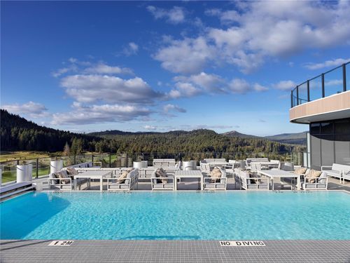 1403-2000 Hannington Rd, Langford, BC, V9B6R6 | Card Image