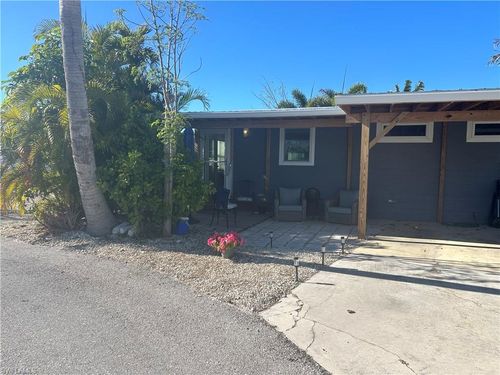 3954 Dewberry Ln, ST. JAMES CITY, FL, 33956-2290 | Card Image