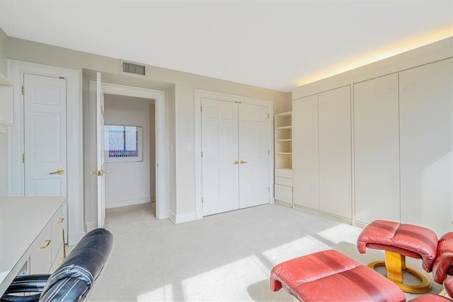 APT-780E - 1 Trimont Ln, Condo with 3 bedrooms, 3 bathrooms and 2 parking in Mt Washington PA | Image 38
