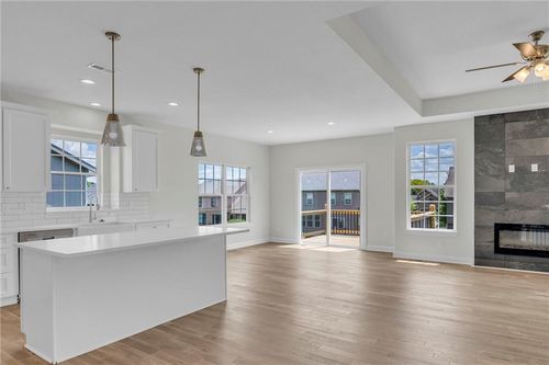 12511 Parkview Ave, Kansas City, KS, 66109-3798 | Card Image