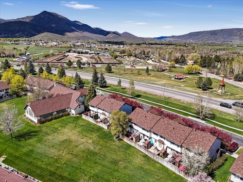 890 E Hamlet Cir N, Midway, UT, 84049-6766 | Card Image