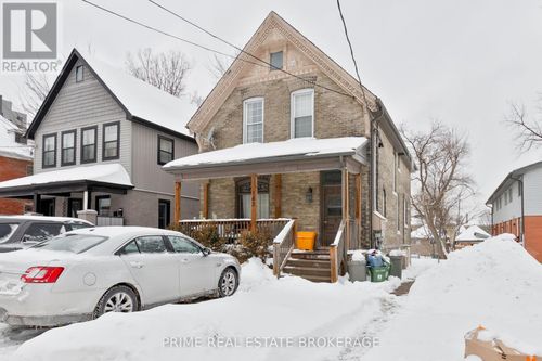 142 John Street, London East (East F), ON, N6A1N8 | Card Image