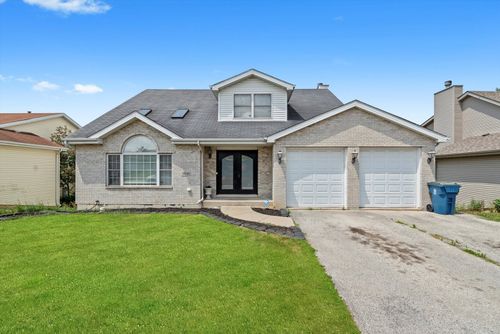 3032 Sandy Ridge Dr, Steger, IL, 60475-1949 | Card Image