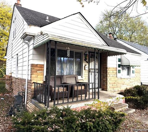 8458 Pierson St, Detroit, MI, 48228-2830 | Card Image