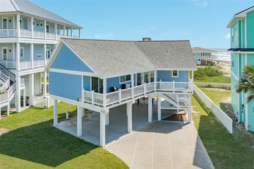 4230 Pirates Bch, Galveston, TX, 77554-8055 | Card Image