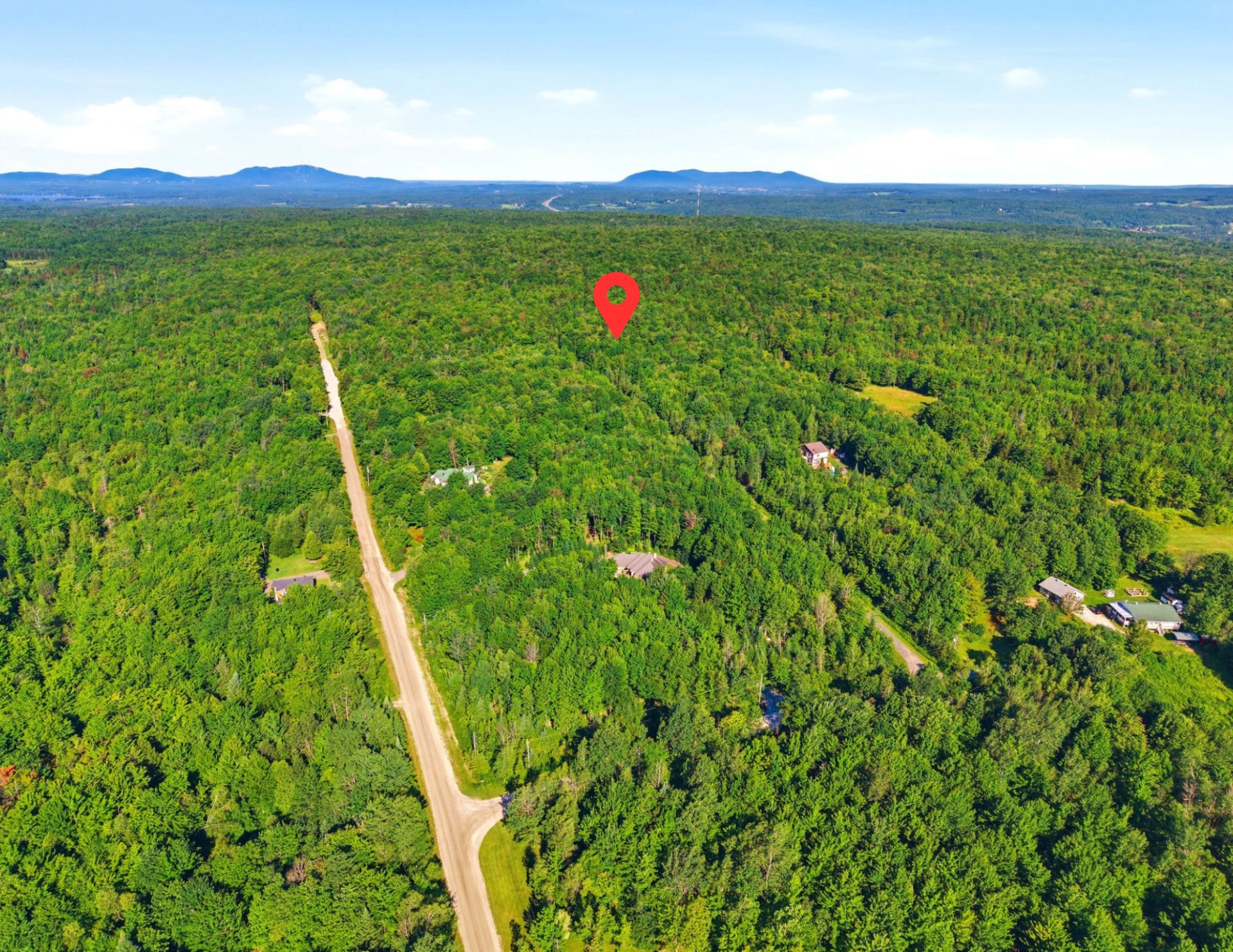 Land in Saint-Étienne-de-Bolton 2