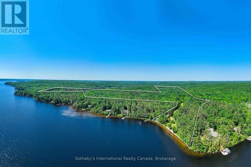 2447 South Portage Road, Lake of Bays (Franklin), ON, L8H6Z4 | Card Image