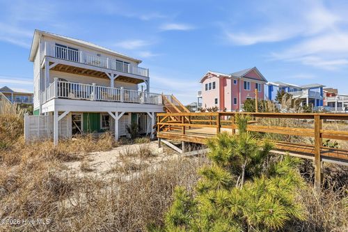 813 Fort Fisher Blvd S, Kure Beach, NC, 28449-3743 | Card Image