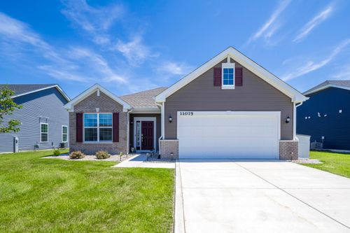 11075 Thomas St, Winfield, IN, 46307-0256 | Card Image