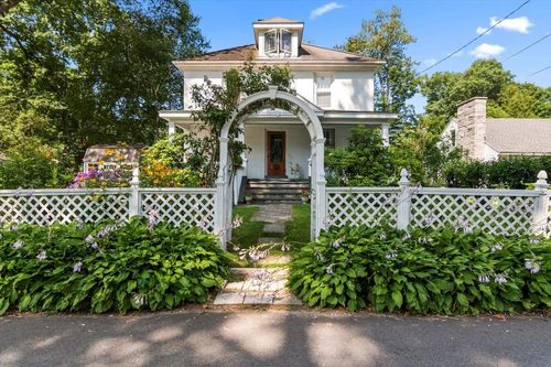 23 Robinson Ave, Bennington, VT, 05201-1851 | Card Image