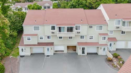 b8-104 Coalpit Hill Rd, Danbury, CT, 06810-8045 | Card Image