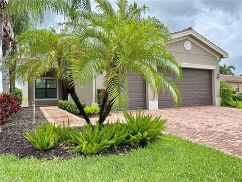 3296 Pacific Dr, NAPLES, FL, 34119-8672 | Card Image