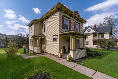 1109 W Main St, Smethport, PA, 16749-1044 | Card Image