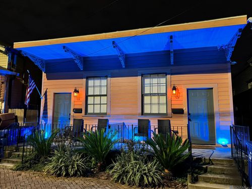 813 Jackson Ave, New Orleans, LA, 70130-4939 | Card Image