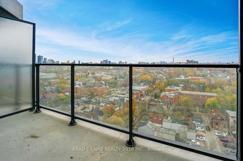 1313-195 Mccaul St, Toronto, ON, M5T0E5 | Card Image