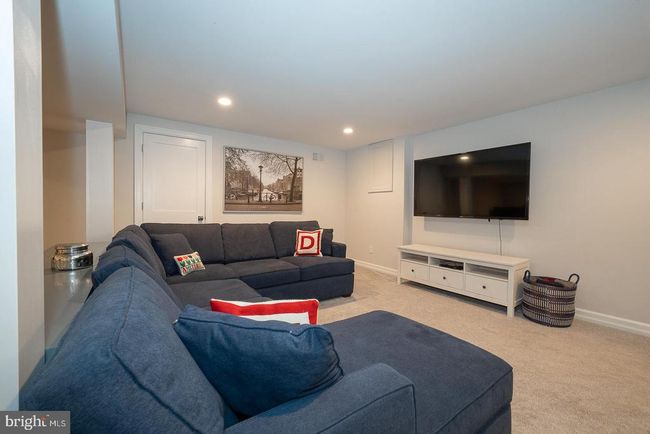 375 Colket Ln, House other with 5 bedrooms, 3 bathrooms and null parking in WAYNE PA | Image 51