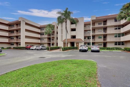 205-1911 Sabal Palm Dr, Davie, FL, 33324 | Card Image