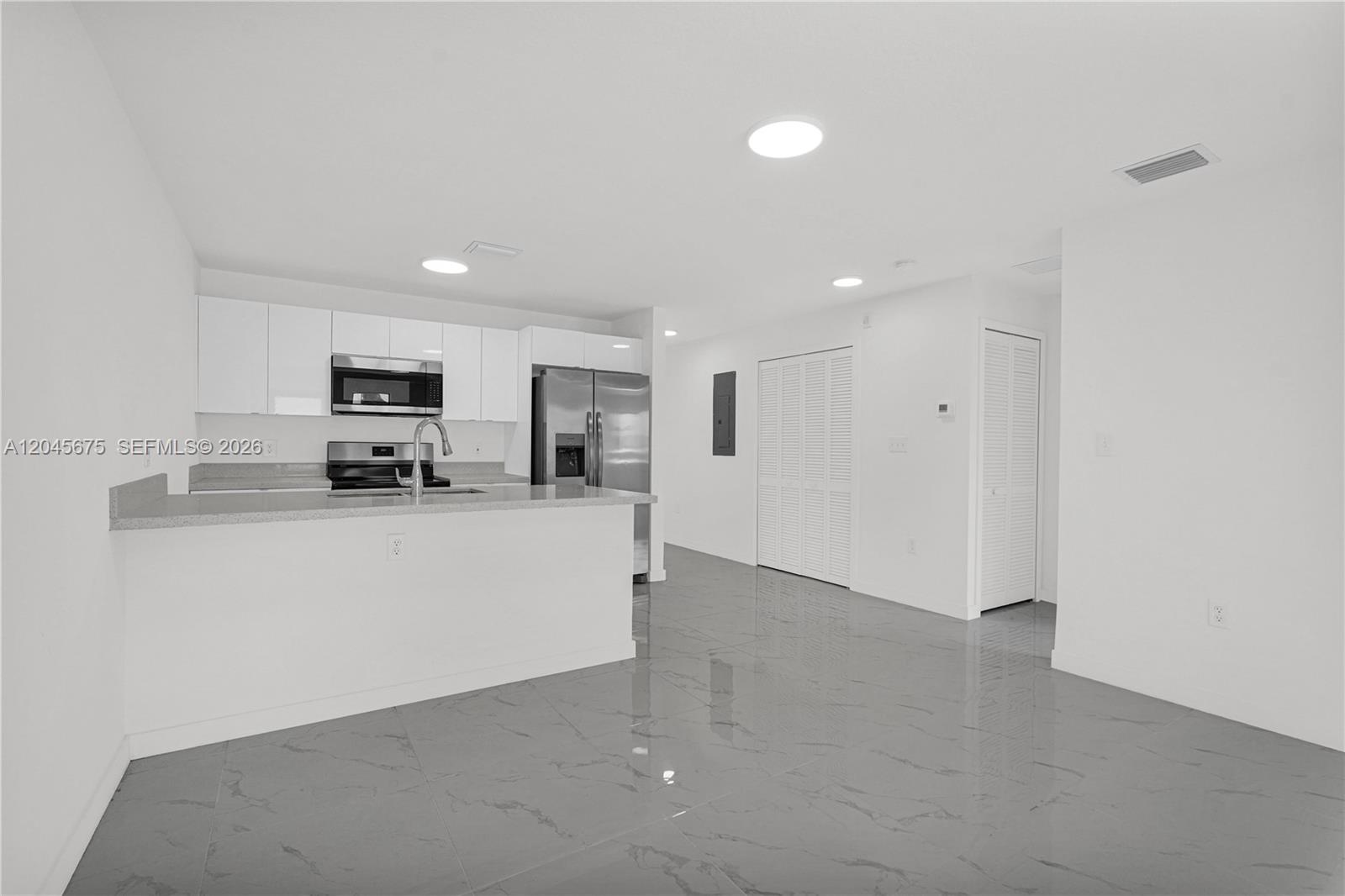 Residential Lease in Miami 3
