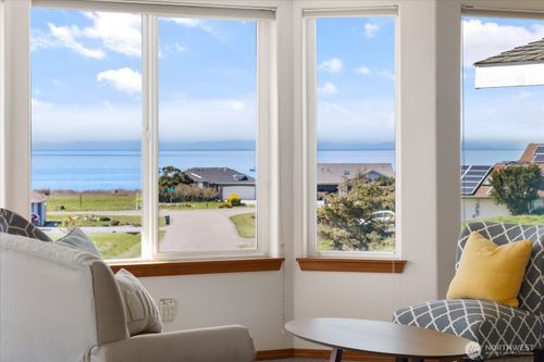 648 Hacienda Dr, Coupeville, WA, 98239-9762 | Card Image