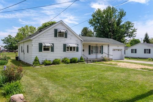 311 State St, Lynn, IN, 47355-8961 | Card Image