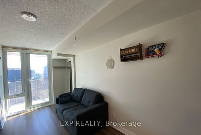 1104 - 38 Monte Kwinter Crt, Condo with 2 bedrooms, 1 bathrooms and null parking in North York ON | Image 6