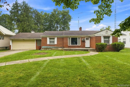 245 Anderson Ave, Croswell, MI, 48422-1029 | Card Image