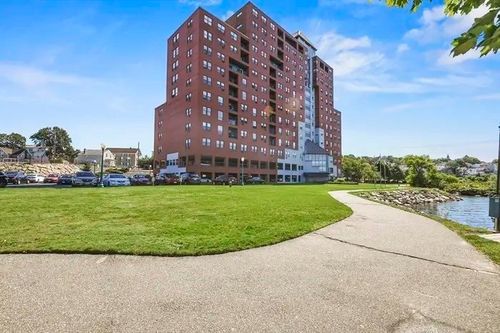 unit-119-750 Davol St, Fall River, MA, 02720-1015 | Card Image