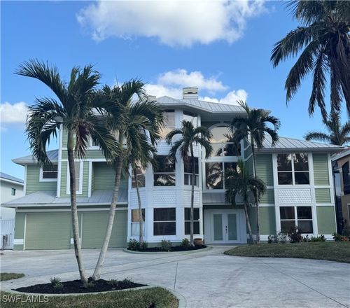 18141 Old Pelican Bay Dr, FORT MYERS BEACH, FL, 33931-2356 | Card Image