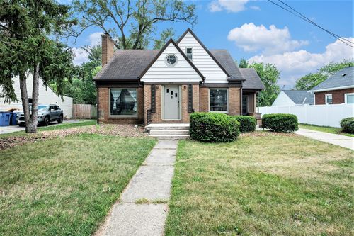 1370 36th St Se, Grand Rapids, MI, 49508-5558 | Card Image