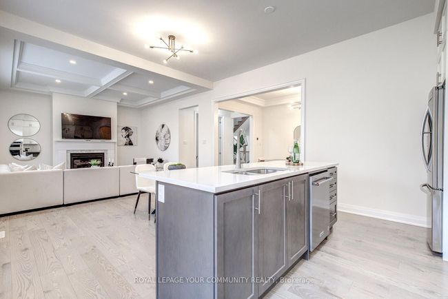 1243 Queens Plate Rd, House other with 5 bedrooms, 5 bathrooms and 2 parking in Oakville ON | Image 11